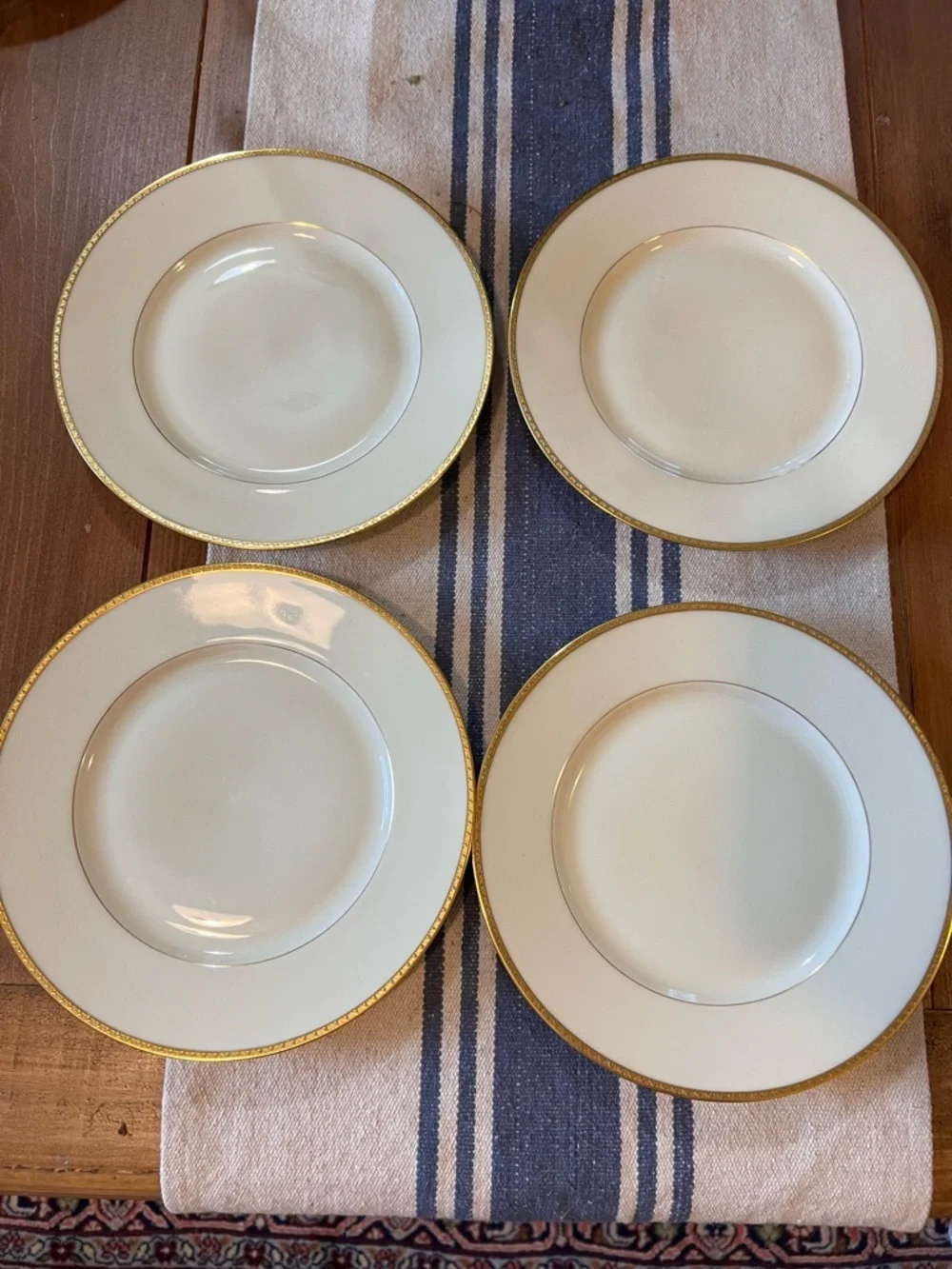 4 Black Knight Trianon Luncheon Salad Plates 9 1/4” Gold Encrusted Bavaria